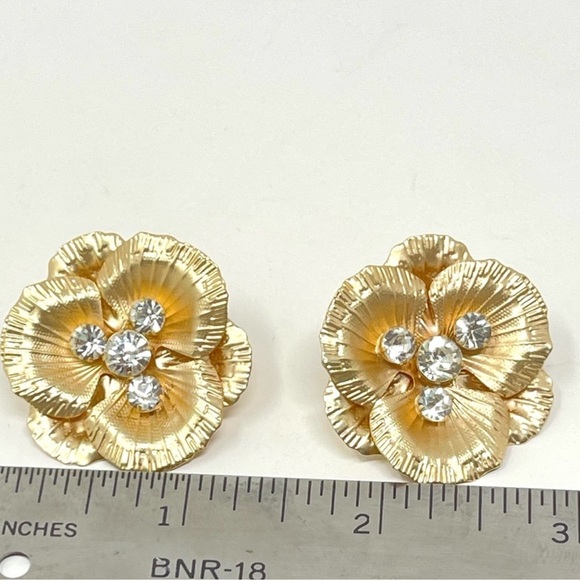 Anthropologie Crystal Blossom Earrings - Gold Floral - Picture 7 of 8